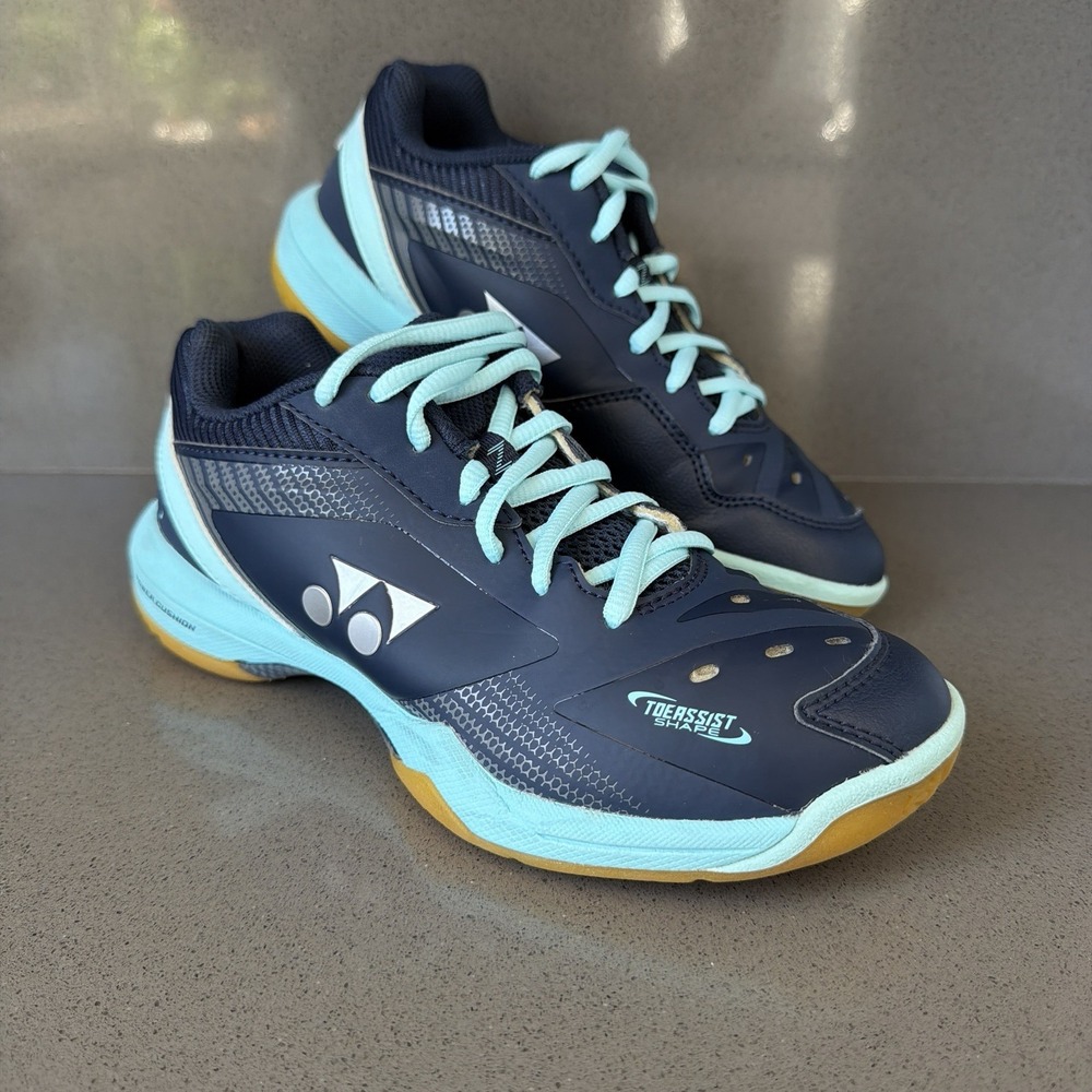 Yonex Power Cushion 65 Z3 Womens 6.5 Badminton Shoes Navy Saxe Indoor Court